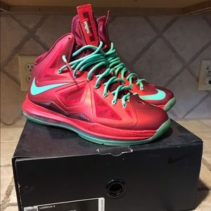 Nike Lebron X